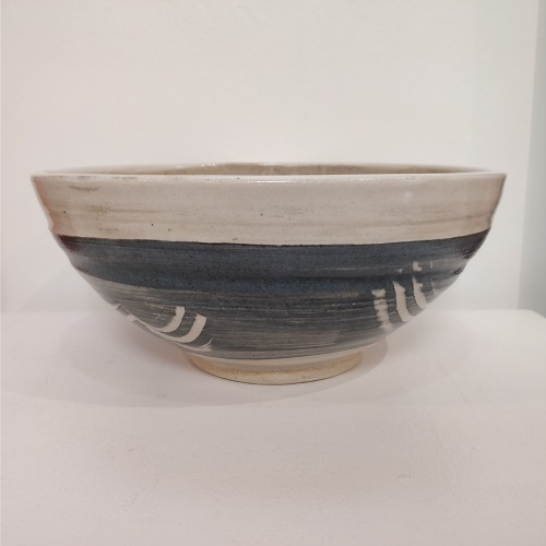 Grey/white luster bowl 